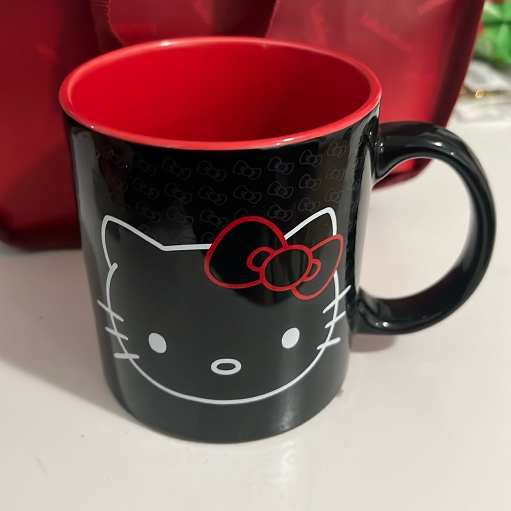 hello kitty mug